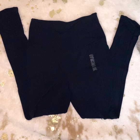 SOLD Gymshark - Picture 7 of 8